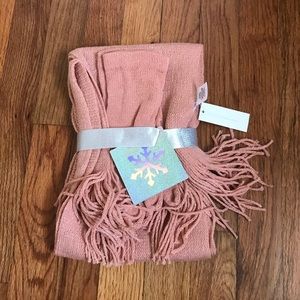 New York and company Scarf and glove set